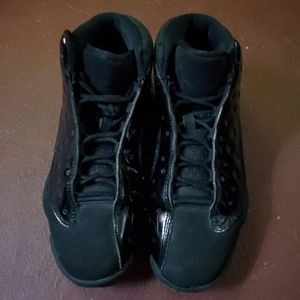 Air jordan 13s cap and gown size 8